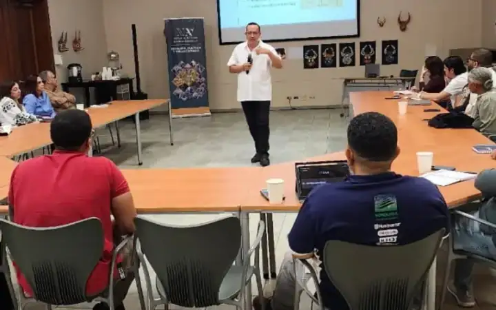 Charla del Diplomado de Filosofía para la Vida